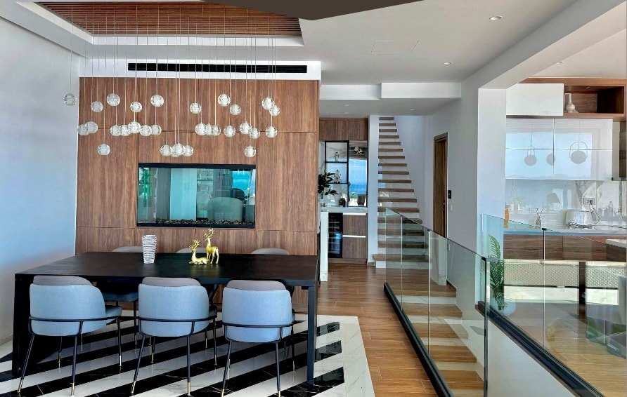 Villa DeLuxe  - diningRoom