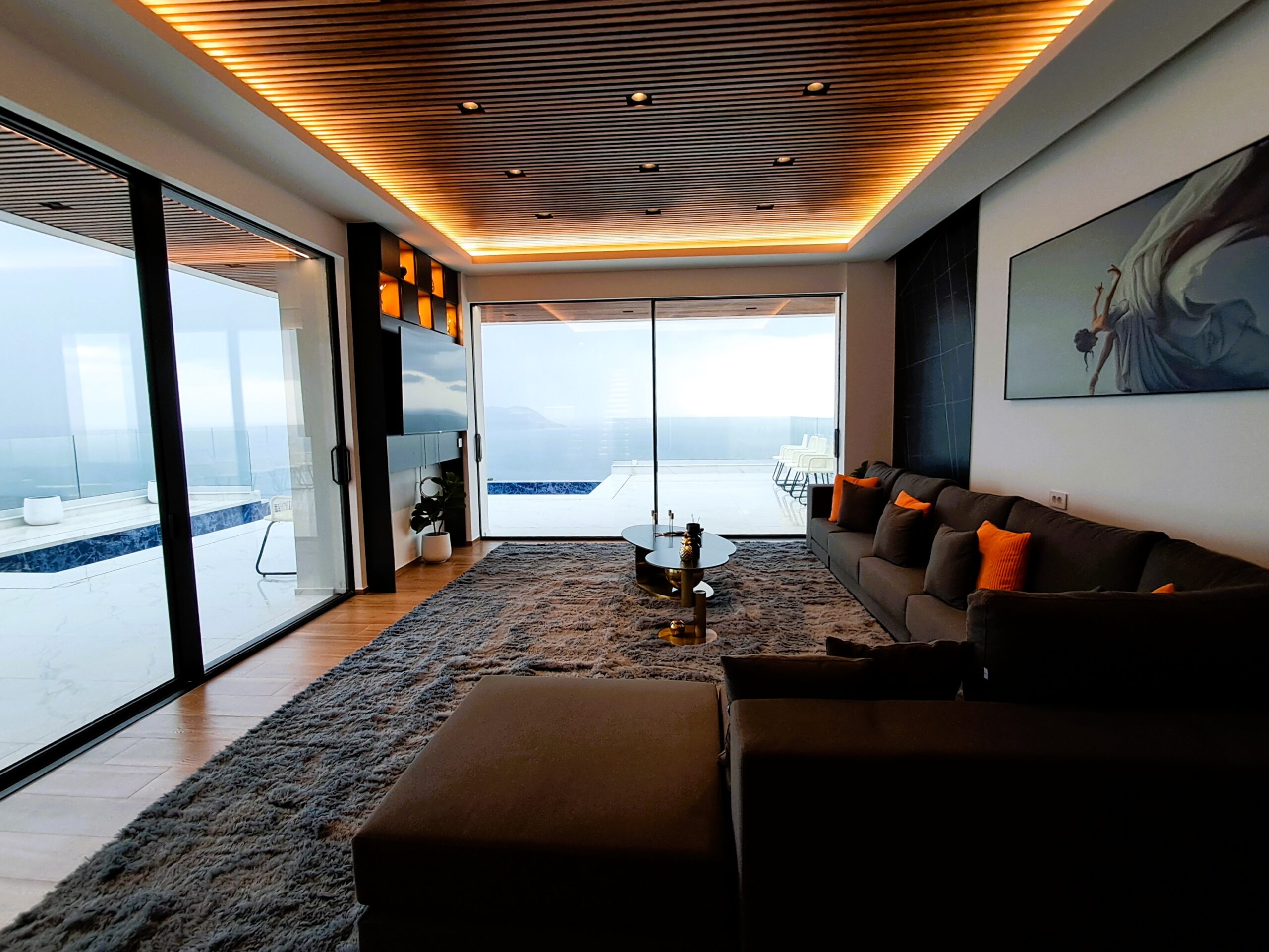 Villa DeLuxe - livingRoom