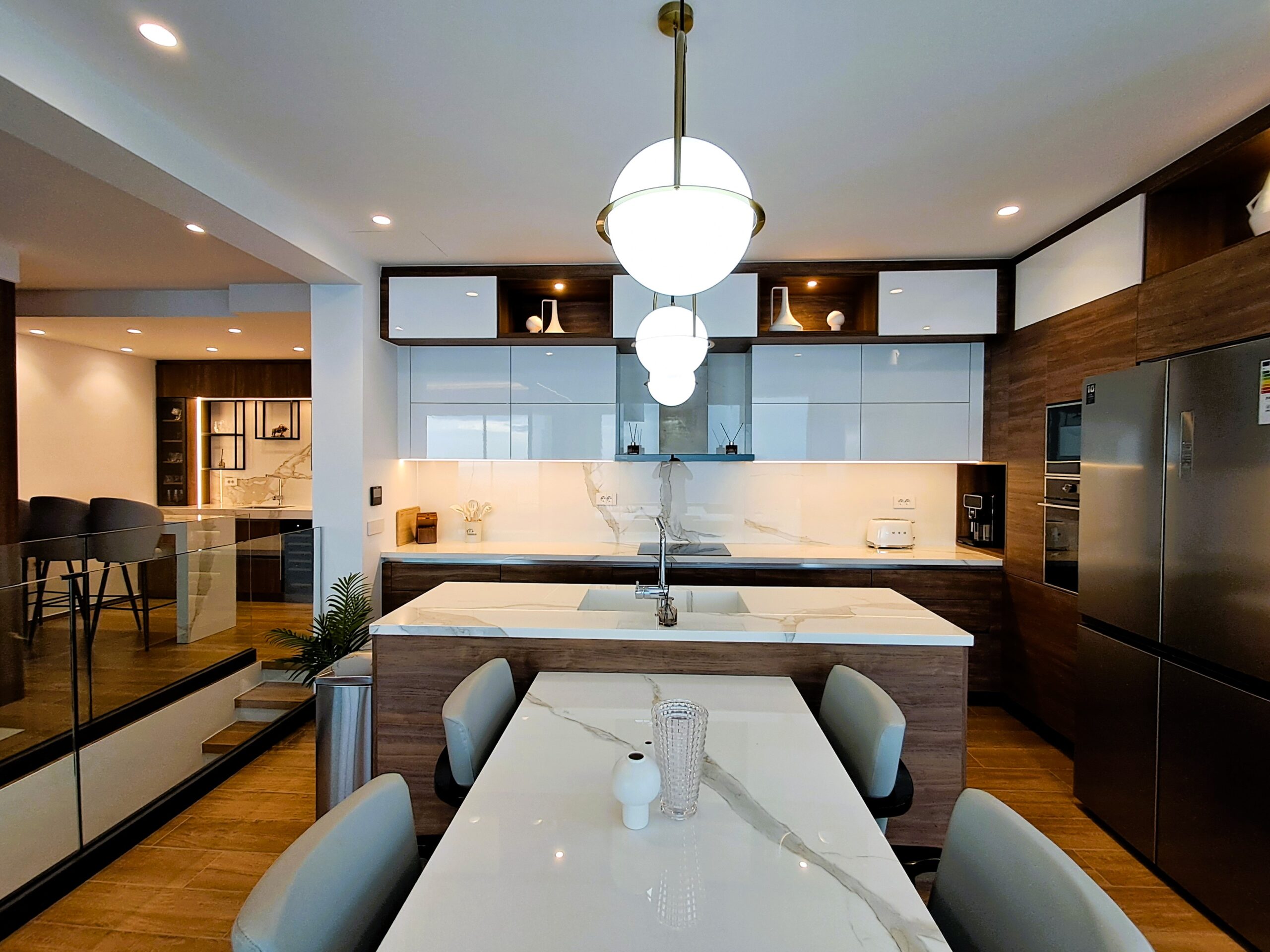 Villa DeLuxe - kitchen